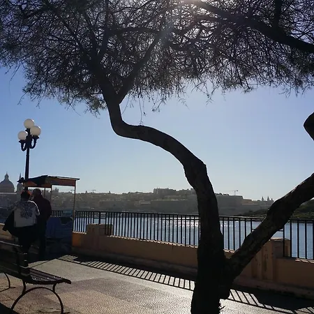Seaside Malta 1 Σλιέμα